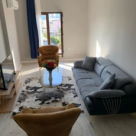 Mihraplı Apartmanı *