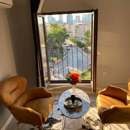 Daire Mihraplı Apartmanı *